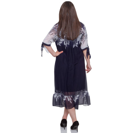 Дамска рокля в макси размери - тъмносин шифон с флорален десен - елегантно деколте тип лодка - идеална за официални събития - Пролет - лято - Maxi Market