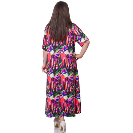Официална дамска рокля в макси размери - абстрактен модел - деколте лодка - до коляното - еластична - произведено в България - Maxi Market