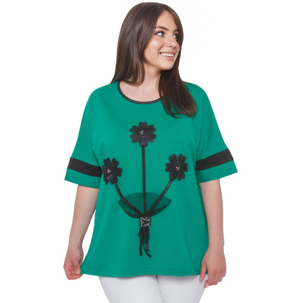 Зелена дамска блуза с апликация на цветя - флорален десен - еластична и удобна - Пролет - Лято - Произведено в България - Maxi Market